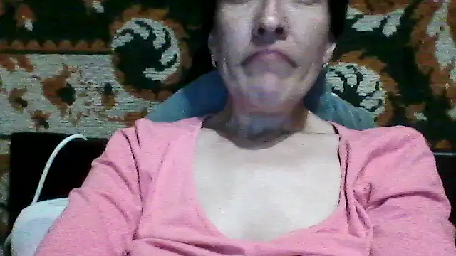 SunnyAmorre online show from May 2026 07:52:01 PM