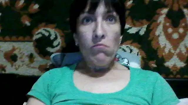 SunnyAmorre online show from May 2026 07:19:01 PM