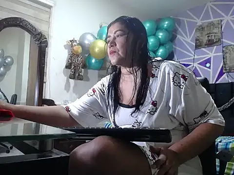 sofia millerx online show from February 2026 06:38:01 PM