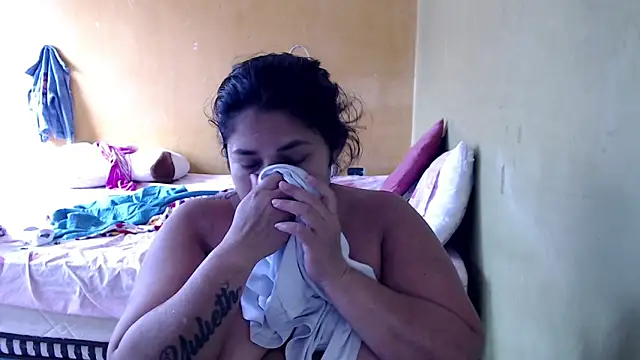 yulieth bbw online show from November 2025 07:25:01 PM