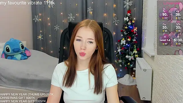 Snapshot of Hot_Mia_ chatting on December 2024 04:40:02 PM Hot Mia online show from December 2024 04:40:02 PM