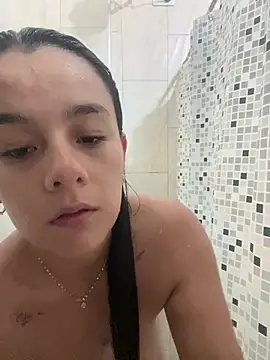 Snapshot of _dinna chatting on February 2025 09:46:01 PM dinna online show from February 2025 09:46:01 PM