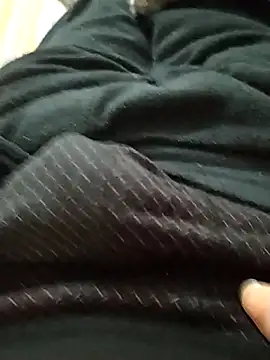 Snapshot of Yaramaz331 chatting on March 2025 08:52:02 PM Yaramaz331 online show from March 2025 08:52:02 PM