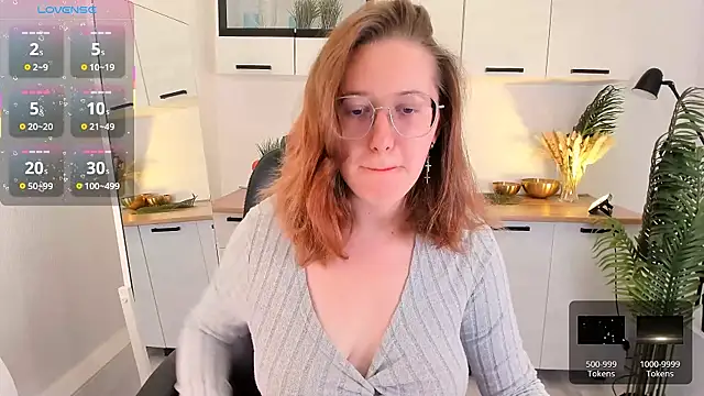 Charmy Gracy online show from March 2026 10:52:01 AM