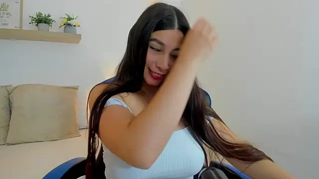 Snapshot of bella_99_ chatting on June 2026 11:36:01 AM bella 99 online show from June 2026 11:36:01 AM