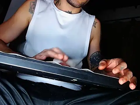 Snapshot of Christian_Stiven1 chatting on February 2025 07:07:02 AM Christian Stiven1 online show from February 2025 07:07:02 AM