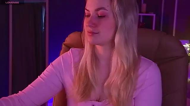 elinanortas online show from March 2025 01:19:01 AM