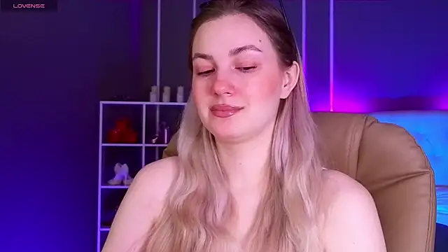 elinanortas online show from September 2025 01:09:02 AM