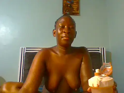 Snapshot of blackcuteebony chatting on February 2025 08:22:01 PM blackcuteebony online show from February 2025 08:22:01 PM