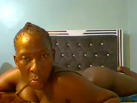 Snapshot of blackcuteebony chatting on February 2025 11:26:02 PM blackcuteebony online show from February 2025 11:26:02 PM