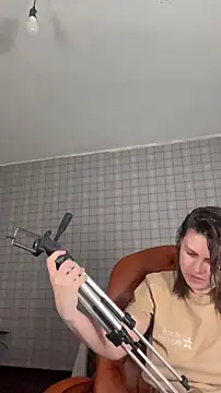 Snapshot of NinaVI chatting on November 2025 06:23:02 PM NinaVI online show from November 2025 06:23:02 PM