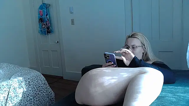 Snapshot of ashleyblaydex chatting on February 2026 07:28:02 PM ashleyblaydex online show from February 2026 07:28:02 PM