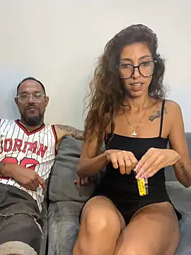 Snapshot of amanilouve chatting on March 2025 11:25:02 AM amanilouve online show from March 2025 11:25:02 AM