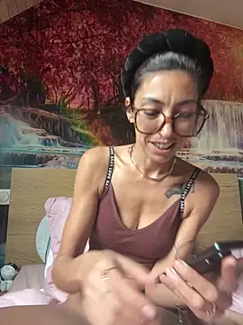 amanilouve online show from March 2026 10:53:01 AM