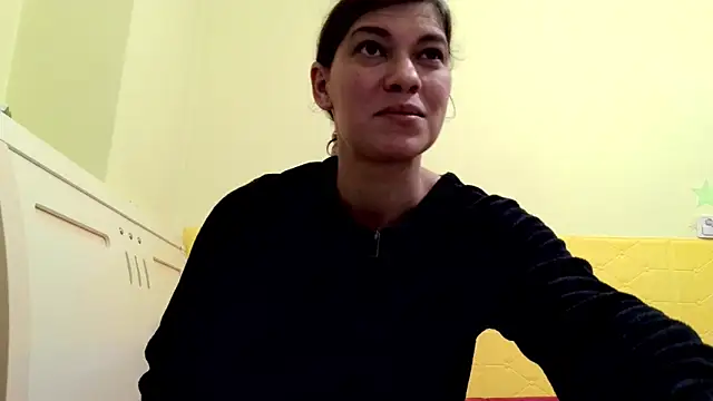 Snapshot of MercyLove chatting on January 2025 04:38:01 PM MercyLove online show from January 2025 04:38:01 PM