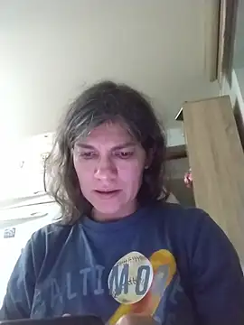 Snapshot of MercyLove chatting on November 2025 12:38:01 PM MercyLove online show from November 2025 12:38:01 PM