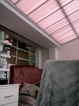 MadisonCambel online show from October 2025 09:28:02 PM