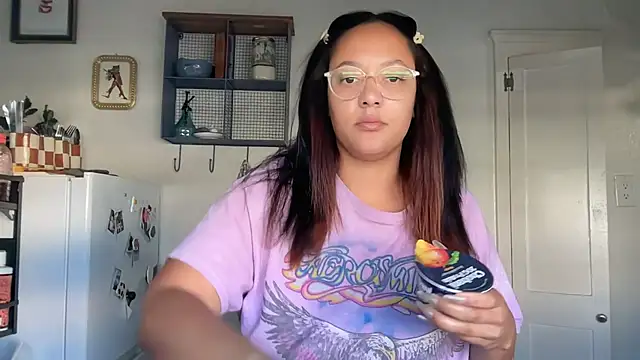 dreamyriri online show from March 2026 04:59:01 PM