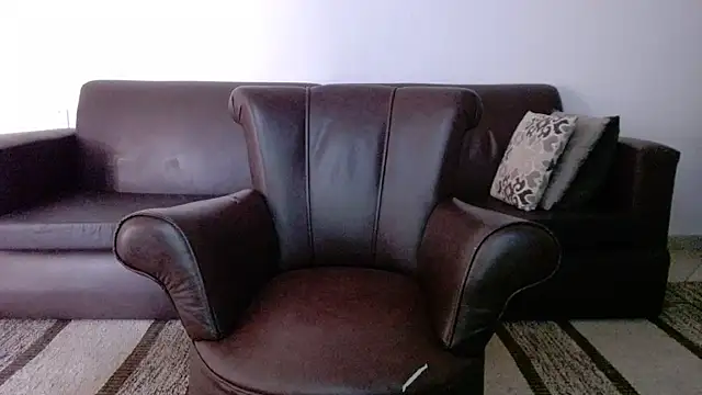 Linda1975 online show from September 2025 11:01:01 AM