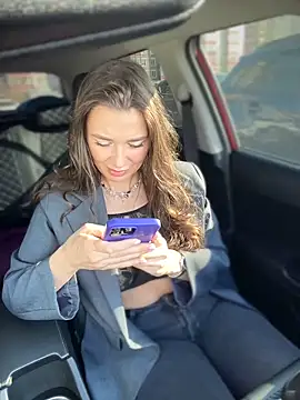 Emma Catt online show from March 2025 03:25:01 AM