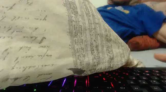 Snapshot of VASKOS178 chatting on January 2025 03:21:01 PM VASKOS178 online show from January 2025 03:21:01 PM