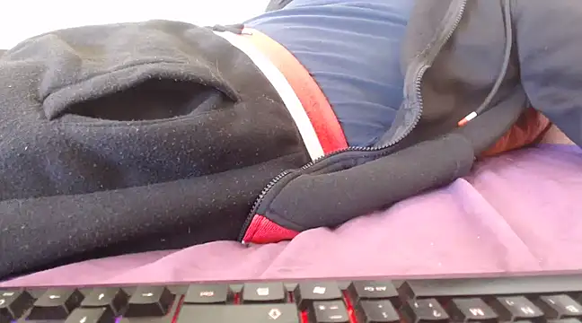 Snapshot of VASKOS178 chatting on March 2025 11:52:01 AM VASKOS178 online show from March 2025 11:52:01 AM