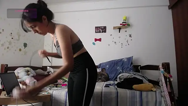 Snapshot of Moon_lunita chatting on September 2025 03:35:02 PM Moon lunita online show from September 2025 03:35:02 PM