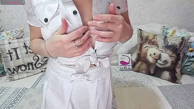 AgataFoxx online show from March 2026 06:48:02 AM