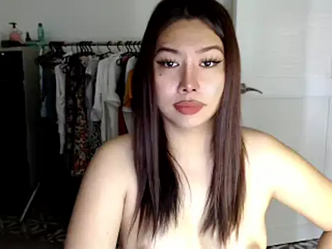 urqueendominant online show from February 2025 12:42:01 AM