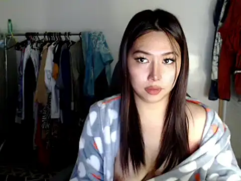 urqueendominant online show from February 2025 03:45:01 AM