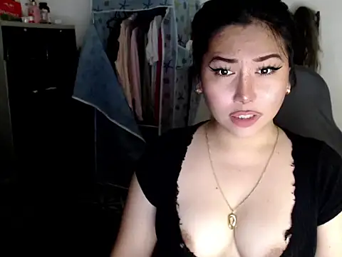 urqueendominant online show from September 2025 03:28:01 AM