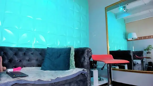 Snapshot of JolieDuvalle chatting on February 2025 12:59:02 PM JolieDuvalle online show from February 2025 12:59:02 PM