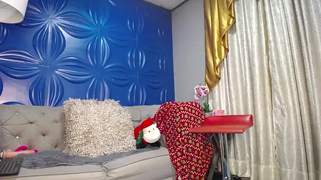 Snapshot of JolieDuvalle chatting on December 2025 12:35:02 PM JolieDuvalle online show from December 2025 12:35:02 PM