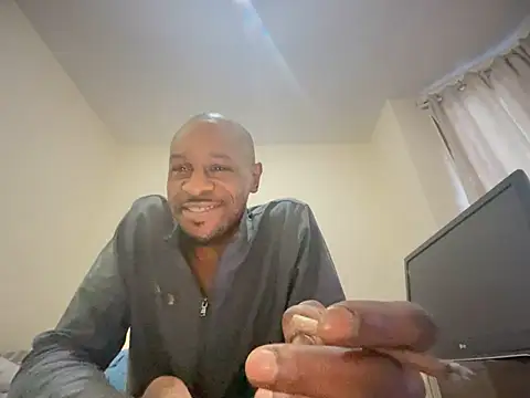 Snapshot of CuzzyB69 chatting on February 2025 04:51:01 PM CuzzyB69 online show from February 2025 04:51:01 PM