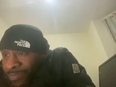 Snapshot of CuzzyB69 chatting on March 2025 07:31:01 PM CuzzyB69 online show from March 2025 07:31:01 PM