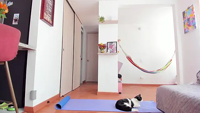 Snapshot of karlye_5 chatting on January 2025 03:31:02 PM karlye 5 online show from January 2025 03:31:02 PM