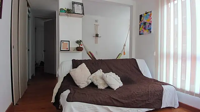 Snapshot of karlye_5 chatting on February 2025 03:58:02 PM karlye 5 online show from February 2025 03:58:02 PM