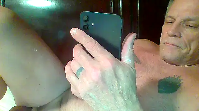 Snapshot of imN2Deep4mygirl2take chatting on April 2026 01:33:01 AM imN2Deep4mygirl2take online show from April 2026 01:33:01 AM