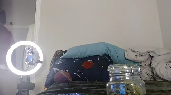 Snapshot of EmpressSunshine chatting on December 2024 10:01:02 PM EmpressSunshine online show from December 2024 10:01:02 PM