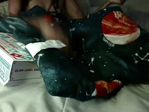 Snapshot of EmpressSunshine chatting on December 2024 05:59:02 AM EmpressSunshine online show from December 2024 05:59:02 AM