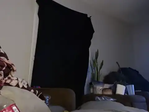 Snapshot of EmpressSunshine chatting on January 2025 01:16:01 AM EmpressSunshine online show from January 2025 01:16:01 AM