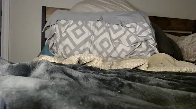 Snapshot of EmpressSunshine chatting on March 2025 02:19:02 AM EmpressSunshine online show from March 2025 02:19:02 AM