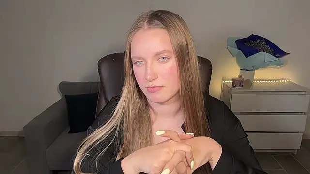 EvaMaddison online show from June 2026 09:08:02 PM