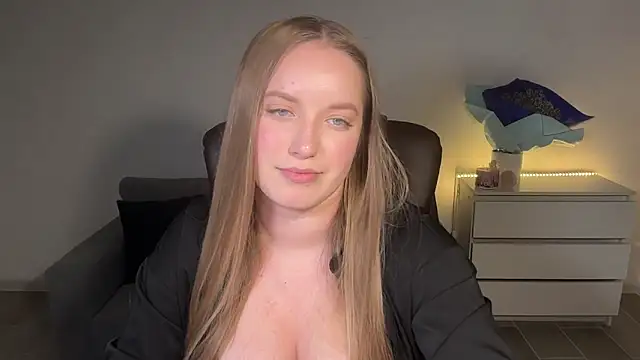 EvaMaddison online show from June 2026 08:14:01 PM