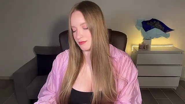 EvaMaddison online show from July 2026 10:13:01 PM