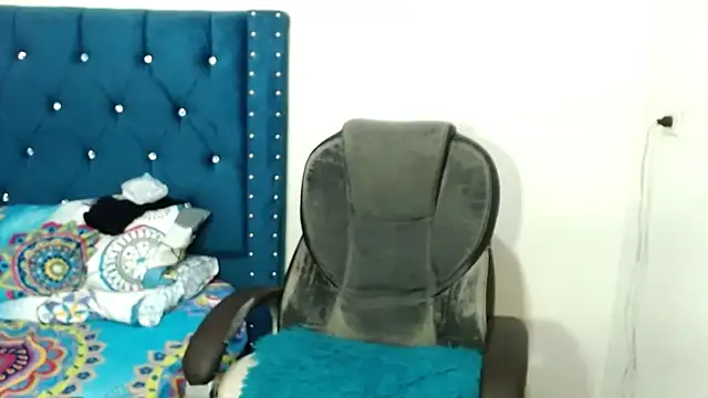 Snapshot of valeriaxxx11 chatting on November 2025 07:13:01 PM valeriaxxx11 online show from November 2025 07:13:01 PM