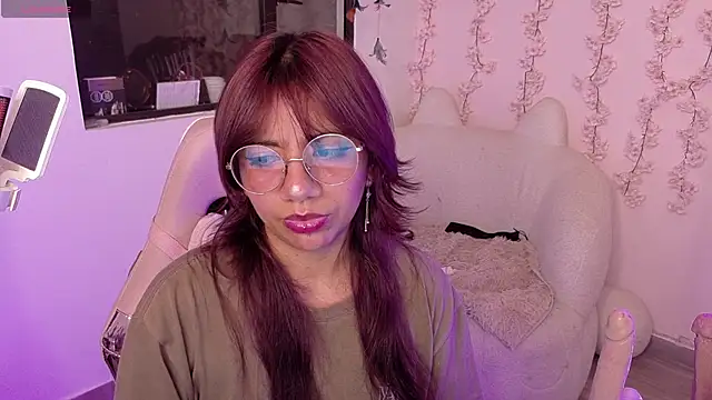 Snapshot of Nami_usagi chatting on April 2026 07:58:02 PM Nami usagi online show from April 2026 07:58:02 PM