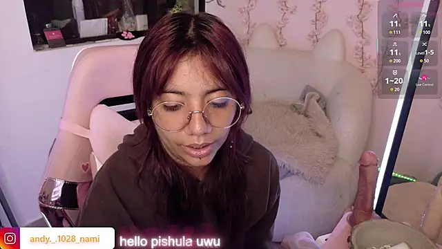 Snapshot of Nami_usagi chatting on May 2026 09:30:02 PM Nami usagi online show from May 2026 09:30:02 PM