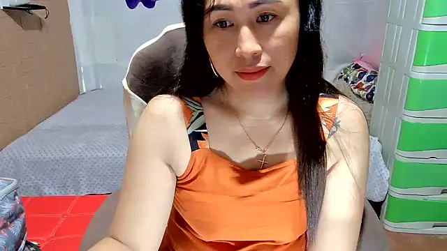 M e c e l online show from May 2026 04:52:01 AM