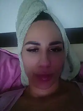 Lorettelorena online show from July 2026 05:44:01 PM